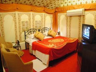The Aravali Tent Resort อุเดเปอร์ ภายนอก รูปภาพ