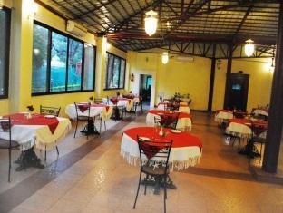 The Aravali Tent Resort อุเดเปอร์ ภายนอก รูปภาพ